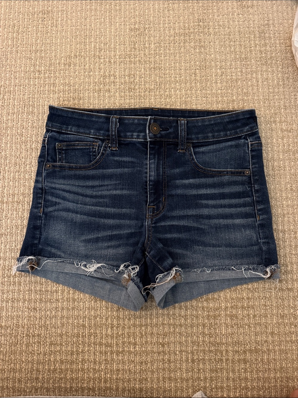 Dark Wash Denim American Eagle Shorts - Casual Frayed Hem